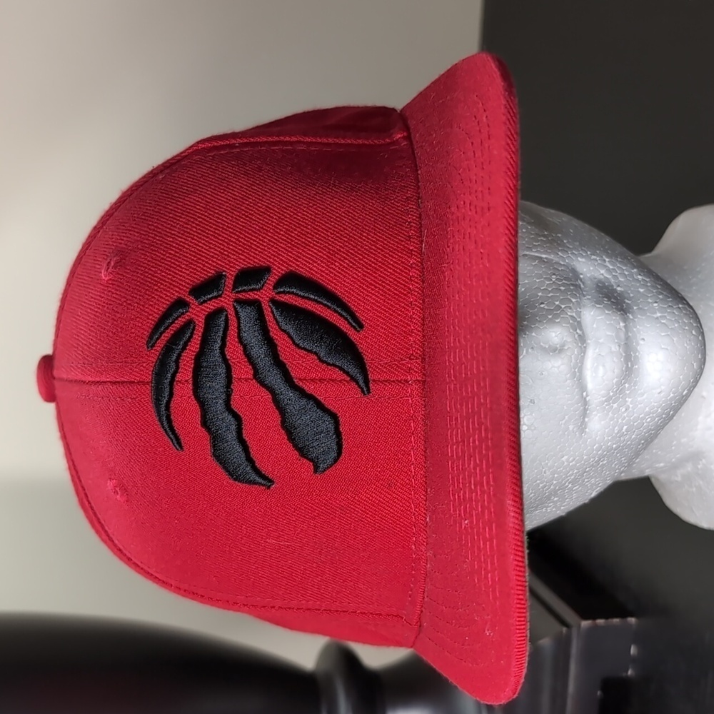 Toronto Raptors  Hat Wool Blend Snap Back Adjustable